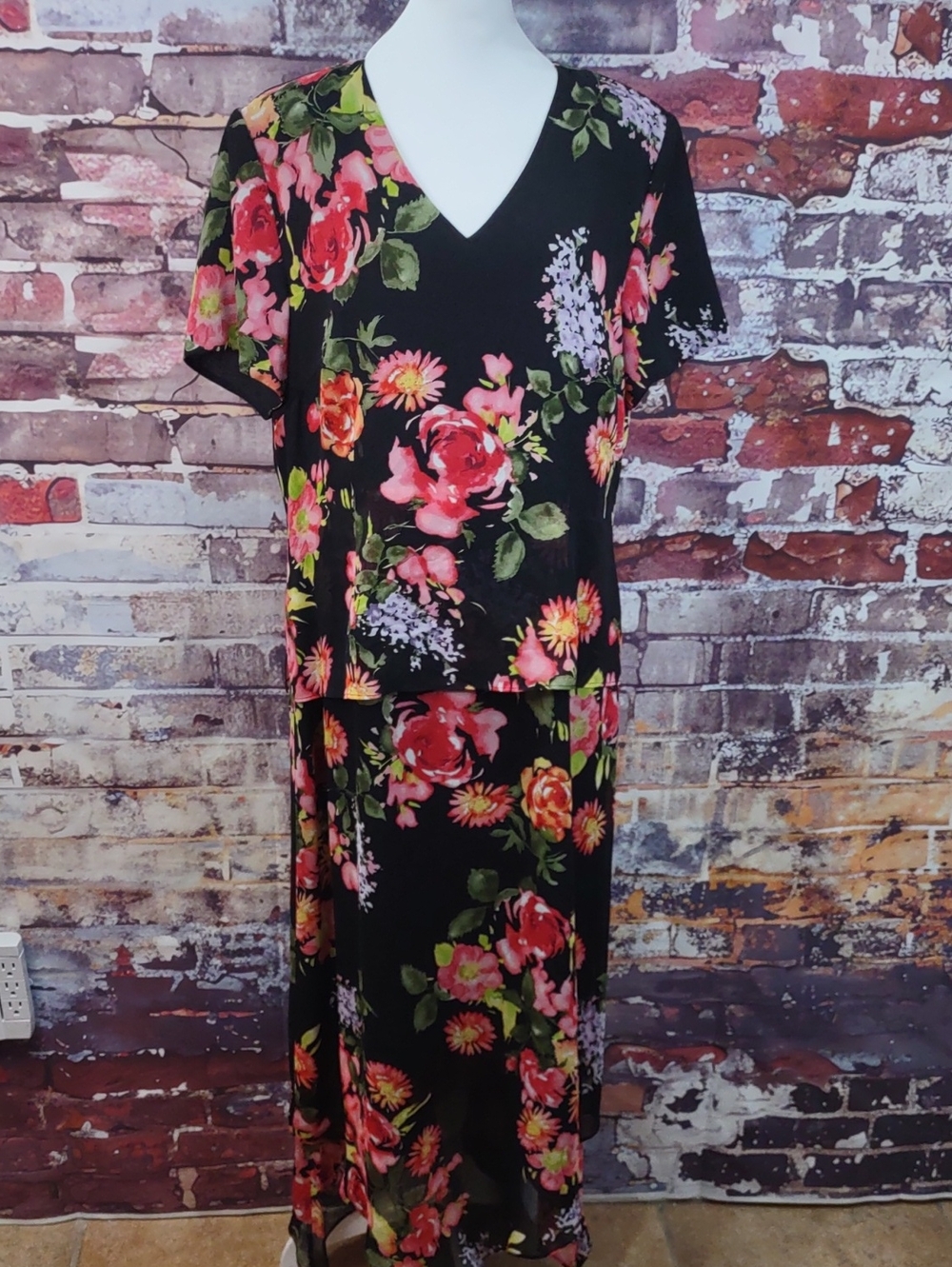 Spenser Jeremy Black Floral V-Neck Pop-over Maxi Dress
